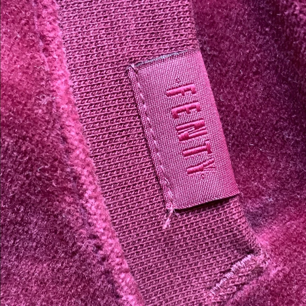 Puma by Fenty Rihanna XL Women's Velour Burgundy Hoodie Excellent Condition - Picture 9 of 10